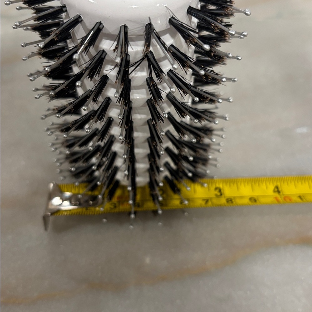 Ceramic + Ion Hair Brush - Picture 5 of 6